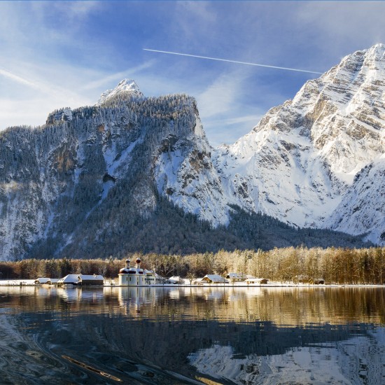 Der nahe gelegene Knigssee im Winter