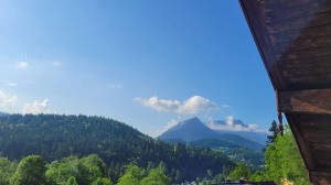 Gsthaus Sulzberger, Bergblick vom Balkon