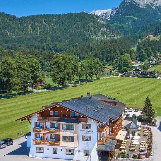 Hotel Bergheimat im Sommer