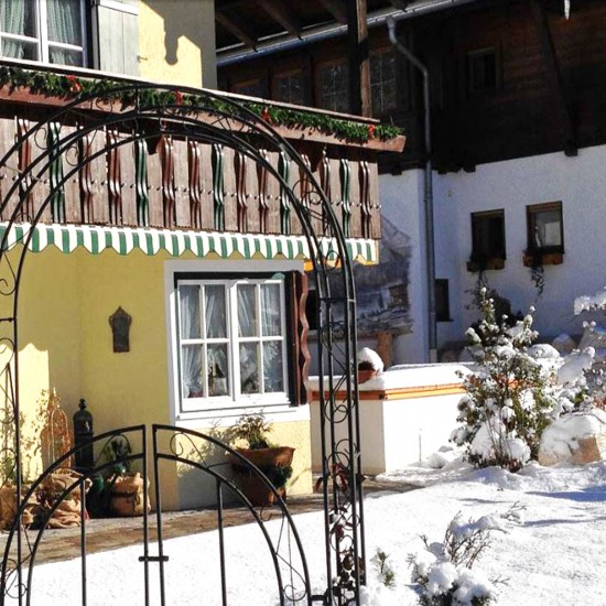 Alpenhotel Bergzauber im Winter