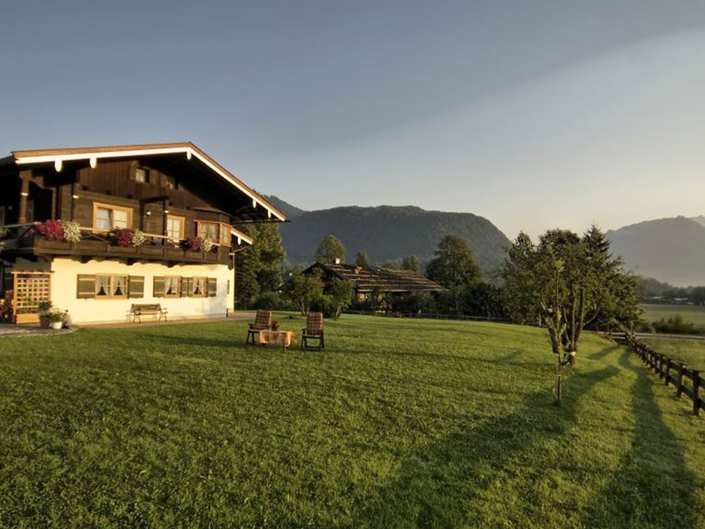 Ferienwohnungen Grnsteineck Schnau am Knigssee Sommerurlaub