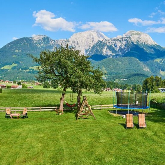 Ferienwohnungen Grnsteineck Schnau am Knigssee - Garten mit Ausblick