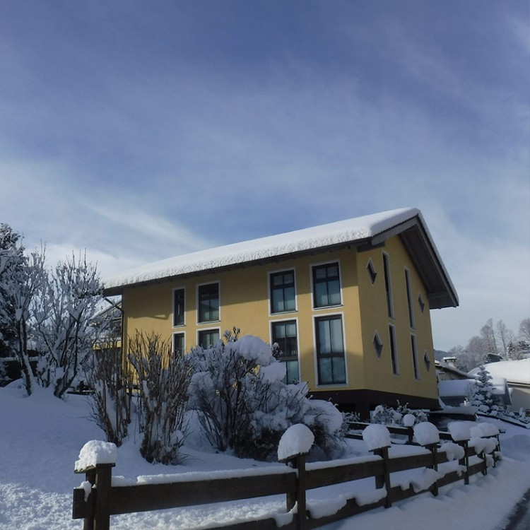 Ferienparadies Alpenglhn Vorderansicht