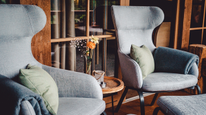 Hotel Rehlegg Sitzgruppe Balkon