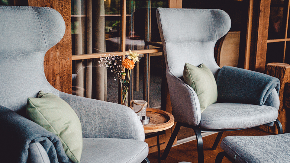 Hotel Rehlegg Sitzgruppe Balkon