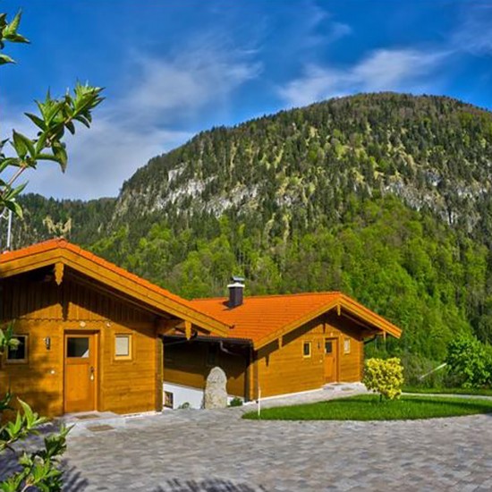 Chalets Lampllehen im Sommer